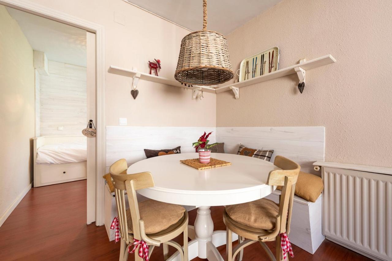 Musales ☆ Apartamento Para 4 Personas Con Ascensor Apartment Sallent De Gallego Exterior photo